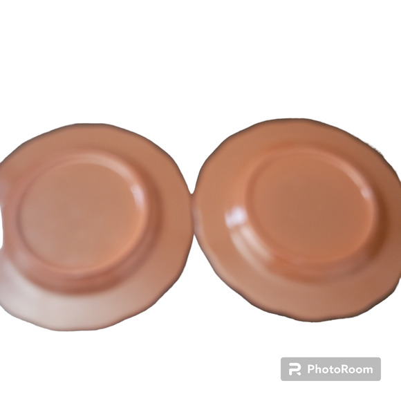 Grapes and Vines Hand Painted 8 inches in diameter Great Looking set of 2 - Picture 6 of 8